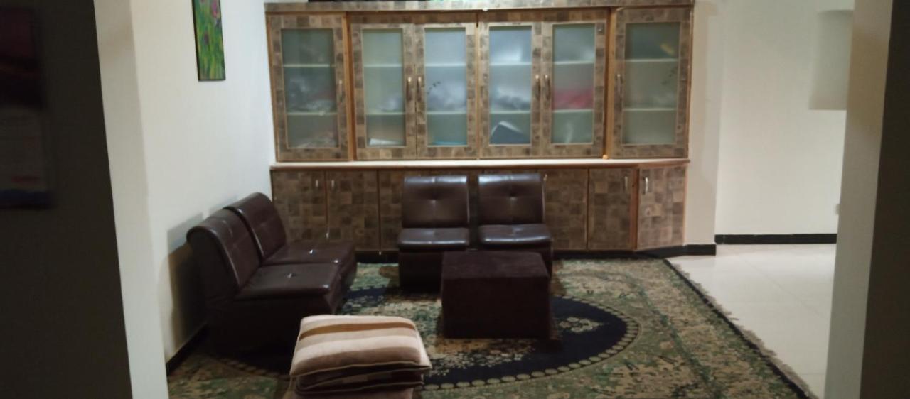 N N Guests Palace Islamabad Exterior photo