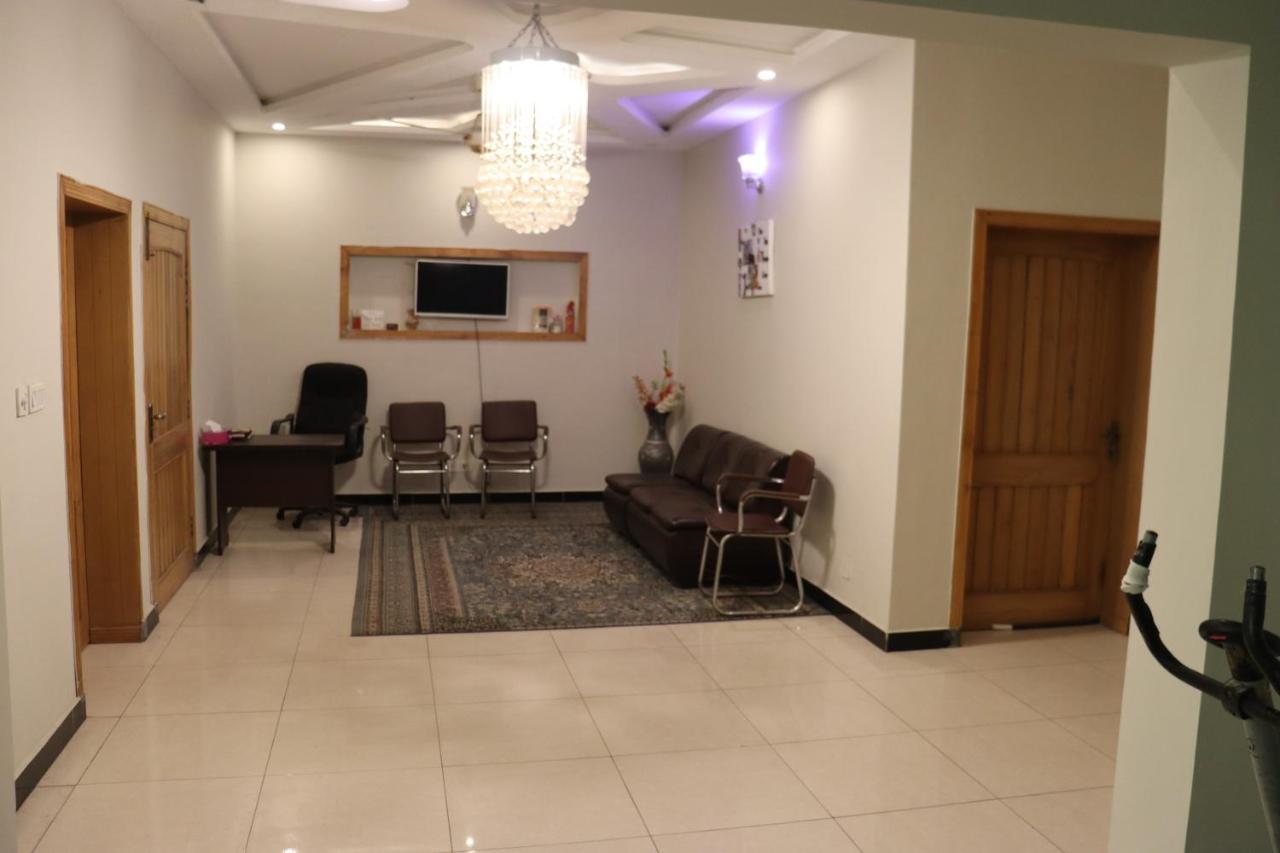 N N Guests Palace Islamabad Exterior photo